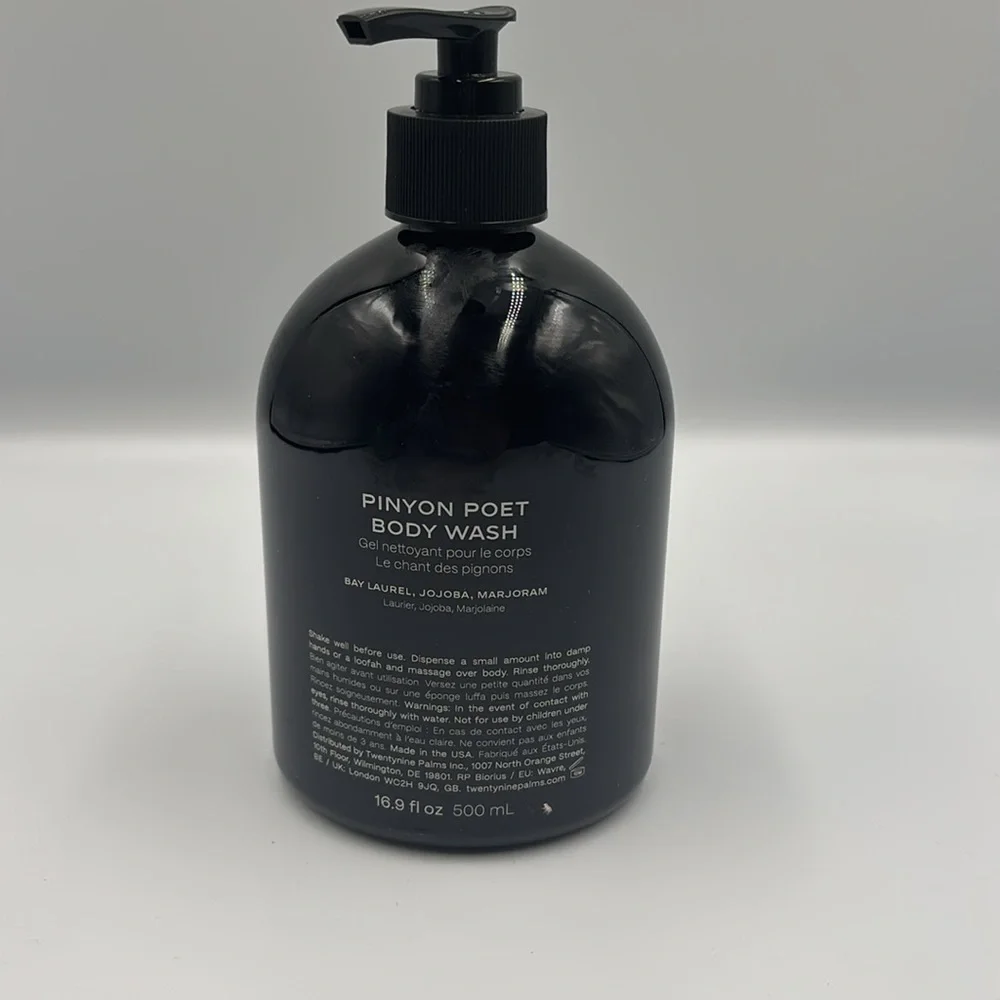 Twentynine Palms Pinyon Poet Body Wash - Black‎